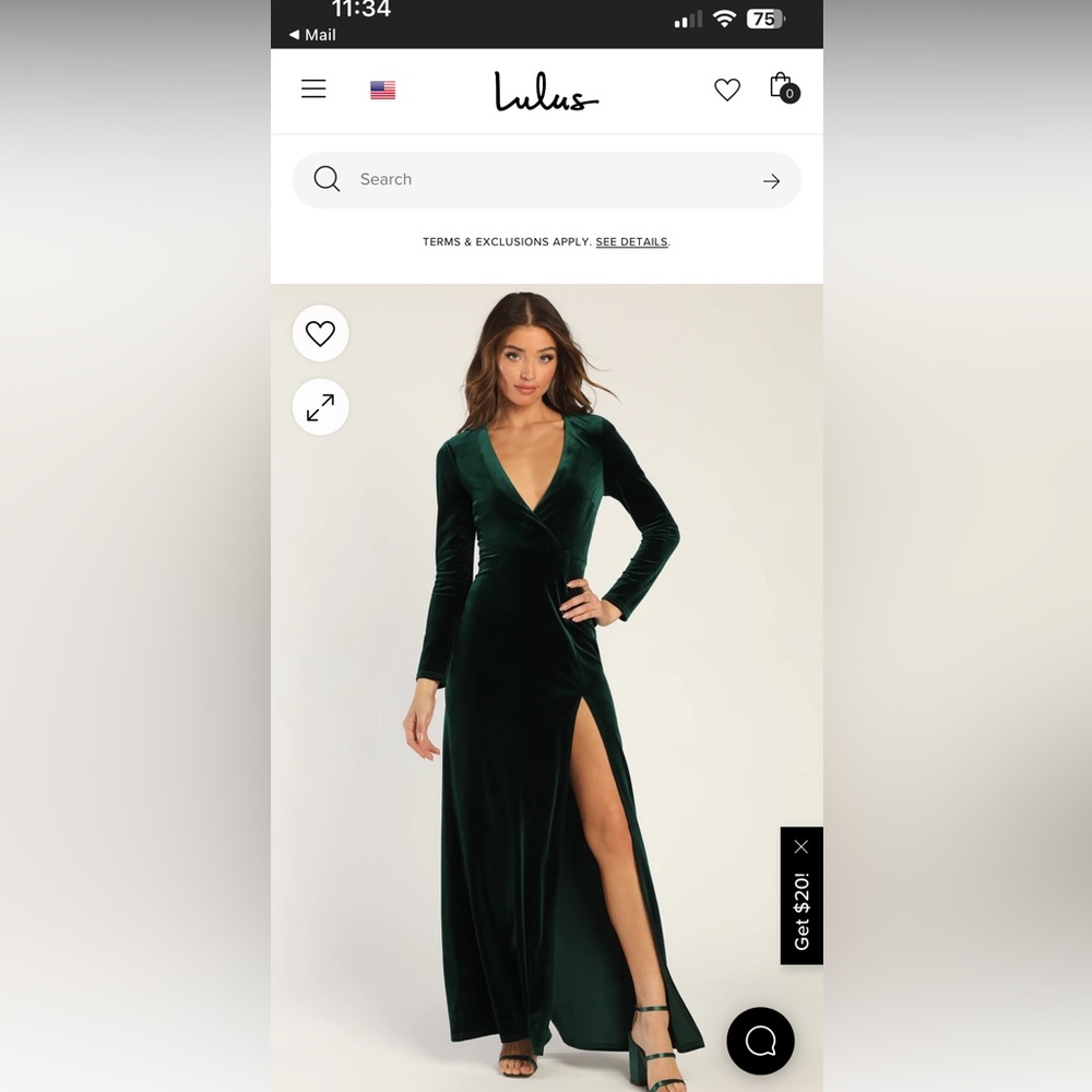 Brand new tags on, lulus floor length dress. Rich forest green velvet.